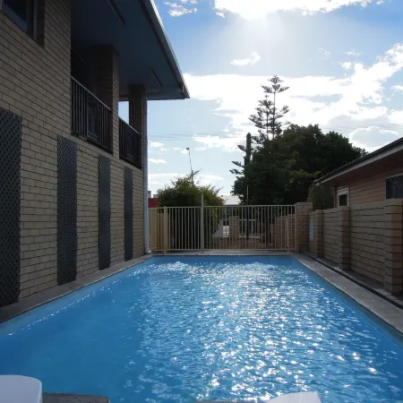 Jackaroo Apartments