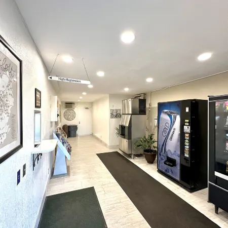 Royal Inn and Suites Charlotte Airport