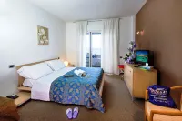 Medi Garden Hotel&Residence Hotels near Villa Chiarugi