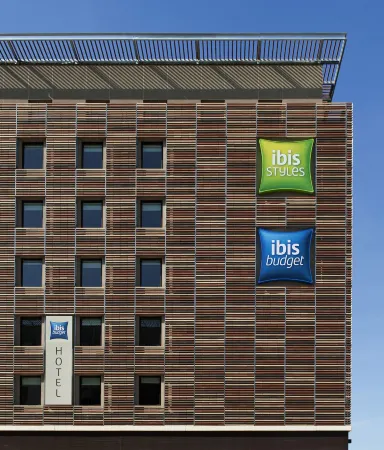 ibis Styles Nimes Gare Centre Отели рядом с достопримечательностью «Карре д'Ар»