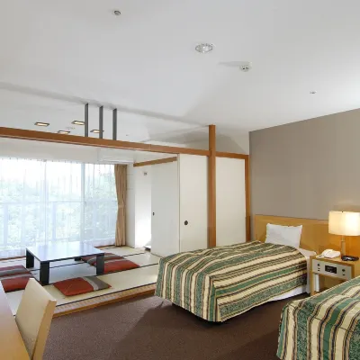 วิสเทอเรียน ไลฟ์ คลับ อูซามิ โรงแรมใกล้สถานีอุซามิ