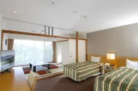 Wisterian Life Club Usami Hotels in Ito