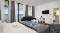 Marina Baotić Apartments Hotels in Seget Donji