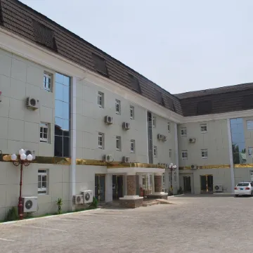 Immaculate Platinum Luxury Resorts