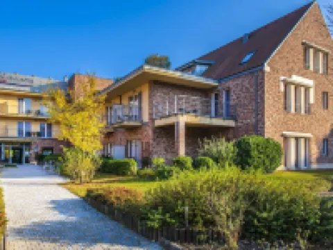 皇傢俱樂部酒店 維謝格拉德酒店