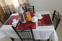 Salient Guest House - breakfast
