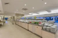 Falcon Hotel - Breakfast