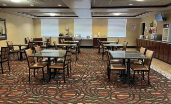 Quality Suites Midland North Loop 250