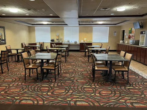 Quality Suites Midland North Loop 250