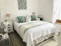 The Old Post House B&B Hotels in St Just