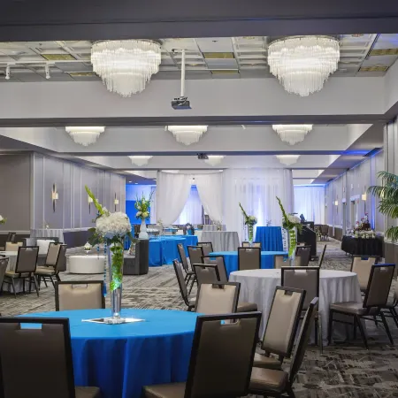 The Madison Concourse Hotel