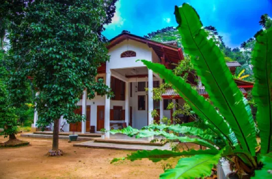 Aqua Nillambe Hotels near City Mills