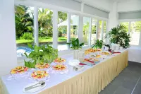 Sandunes Beach Resort & Spa Отели в г. Фантхиет