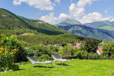 Hotel Waldheim Hotels in Naz