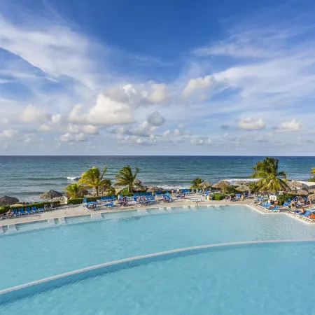 Grand Palladium Lady Hamilton Resort & Spa - All Inclusive