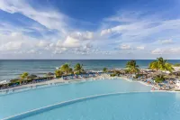 Grand Palladium Lady Hamilton Resort & Spa - All Inclusive - piscina