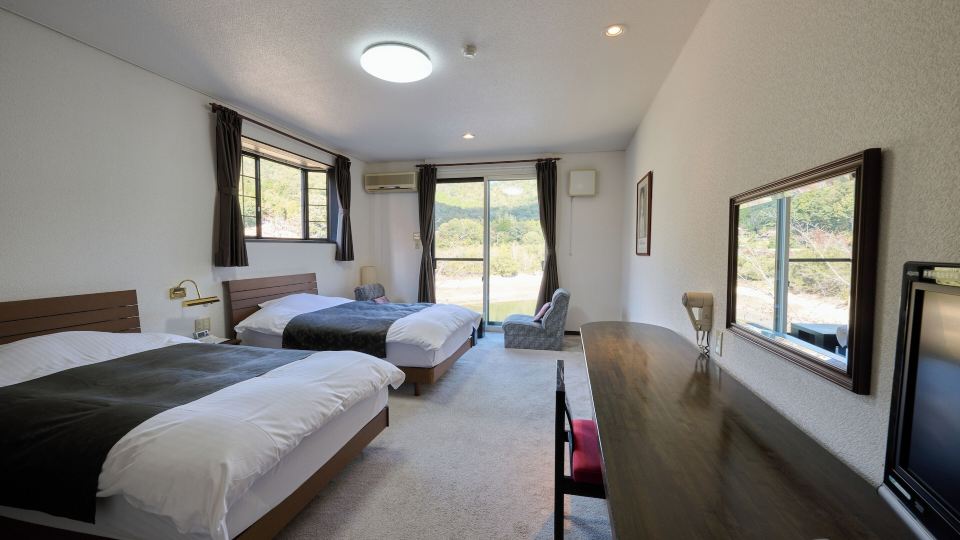 Hotel Hakuryuko Resort