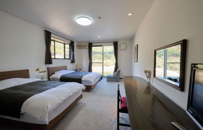 Hotel Hakuryuko Resort