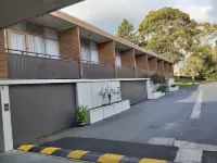 Moe Parklands Motel فنادق في Newborough