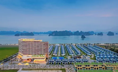 Wyndham Garden Sonasea Van Don Hotels in Vân Đồn District