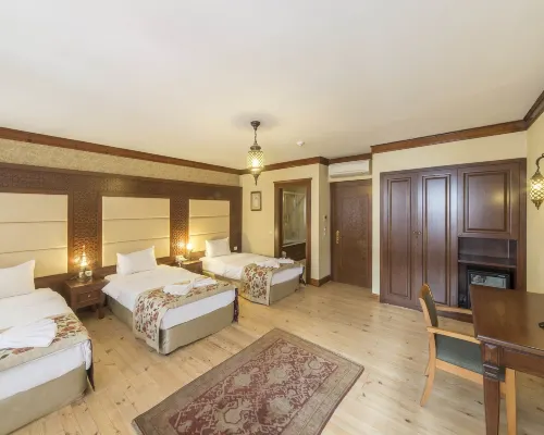 Lalinn Hotel โรงแรมใกล้ตลาด Arasta Bazaar