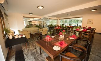 Mandara Rosen Yala, Kataragama