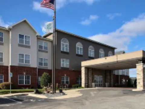 ホリデイ イン エクスプレス ホテル & スイーツ ミルウォーキー エアポート by IHG ミルウォーキーのホテル