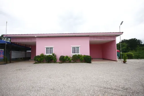 Hi Tech Resort Hotels in Kabin Buri