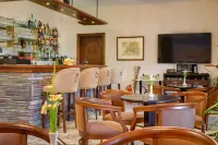 Sunset Hotel - Barer