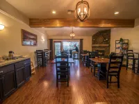 Pine Ridge Inn Hotels in Bend