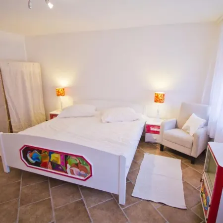 Jerry & Oli's Apartments