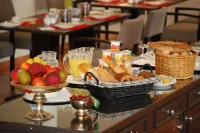 Hotel Zur Traube - breakfast