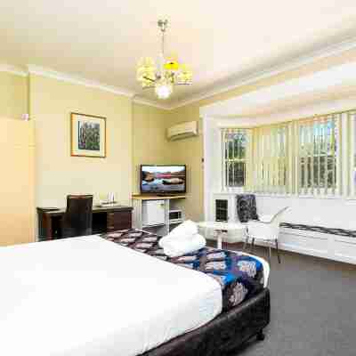 The North Shore Hotel Rooms