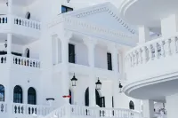 Hollywood Mirage - Excel Hotels & Resorts