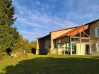 La Halte du Pèlerin Chambres d'hôtes Hotels in Saint-Marcel-d'Urfe