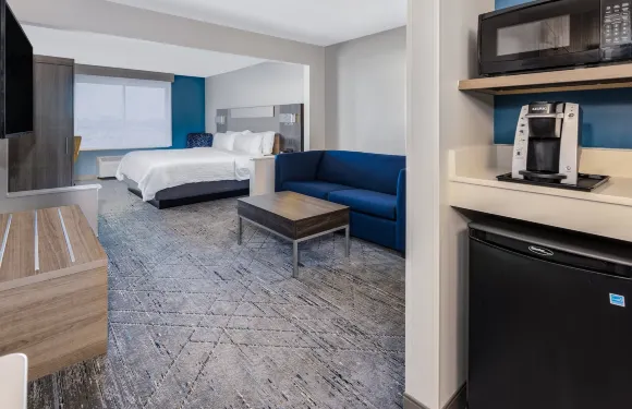 智選假日套房酒店葡萄園