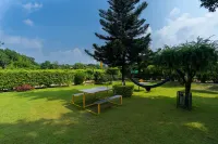 Corbett Wild Resort - A River Access Property