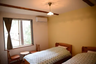 The Deer Park Inn Hotels in 