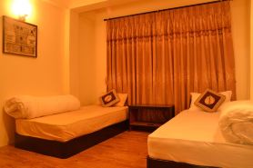 Pradhan House - Home Stay with Garden