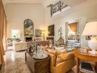 La Gaura Guest House Hotels near La Saliera