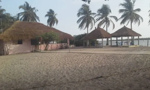 Campement Villageois d'Elinkine Hotels in Oussouye