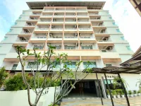 Ampo Residence Hoteles en Uthai