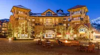 Fairmont Heritage Place, Franz Klammer Lodge Bootdoctors附近的飯店