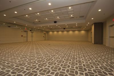 Business Center Cedar Point Hotel Breakers Photo