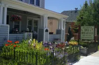 Gallagher's Irish Rose Hotels in Red Lodge