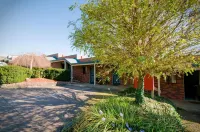 Warragul Views Motor Inn Hotels in Warragul