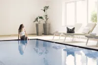 Parkhotel Schachen - Pools