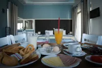 Mantinia Bay Hotel - 3-Star