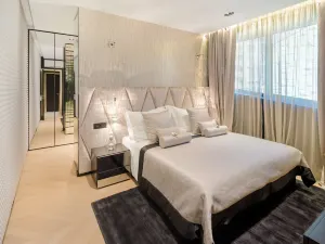 Posh Residence Luxury Suites