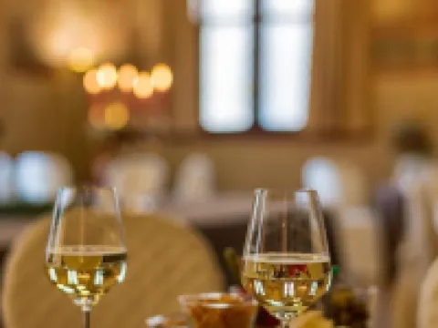 波斯塔酒店 瑞吉歐.艾米里亞酒店